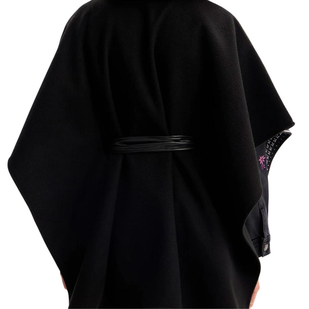 Poncho_Over_Desigual_retro