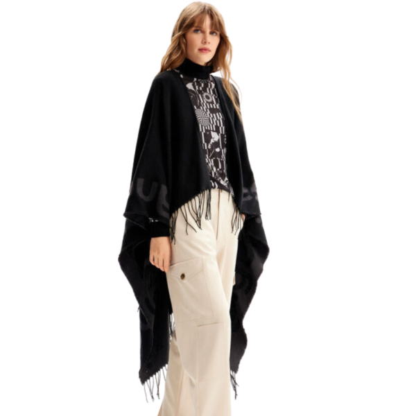 Poncho_logo_Desigual